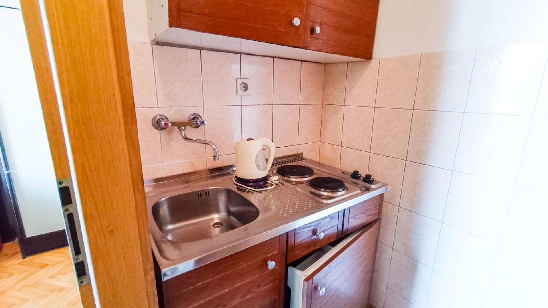 Apartments Ines - 15 Meters From The Beach Promajna Exterior foto